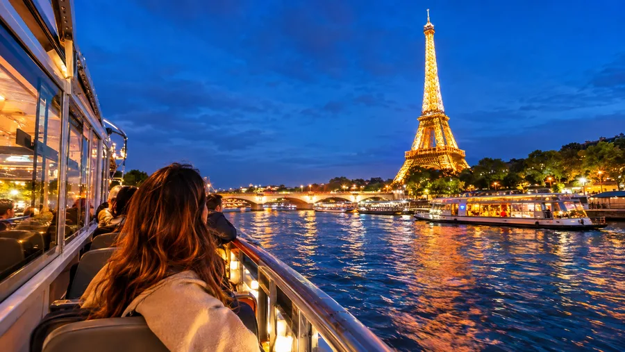 Paris Night Boat Tours: Seine River Evening Cruises